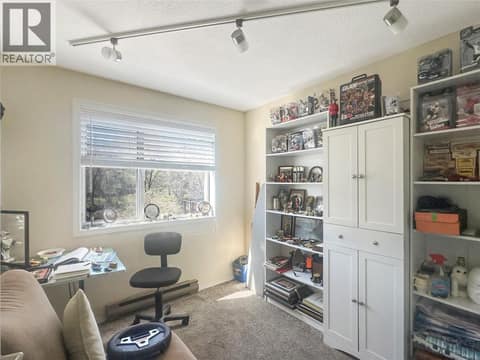 2nd Bedroom at 337 MCKINNEY Road Unit# 211, Oliver