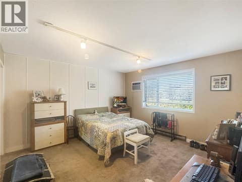 Primary Bedroom at 337 MCKINNEY Road Unit# 211, Oliver