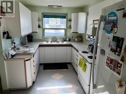 Photo 8 of 3211 35 Street, City of Vernon