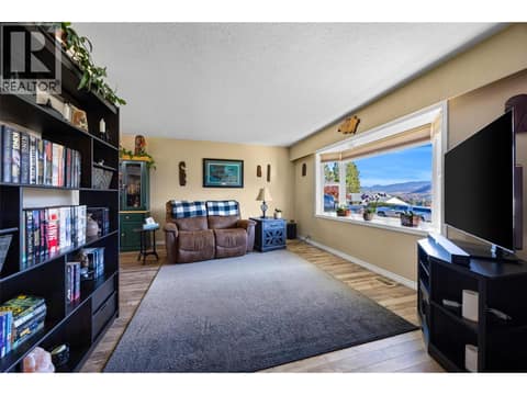 Photo 4 of 4362 Karindale Road, Westsyde, Kamloops