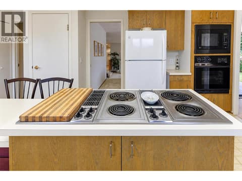 Photo 20 of 392 Valley Road N, North Glenmore, Kelowna