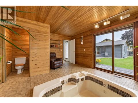 Photo 25 of 392 Valley Road N, North Glenmore, Kelowna