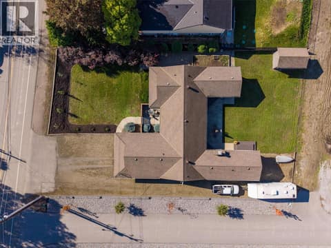 Photo 3 of 392 Valley Road N, North Glenmore, Kelowna