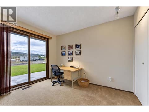 Photo 32 of 392 Valley Road N, North Glenmore, Kelowna