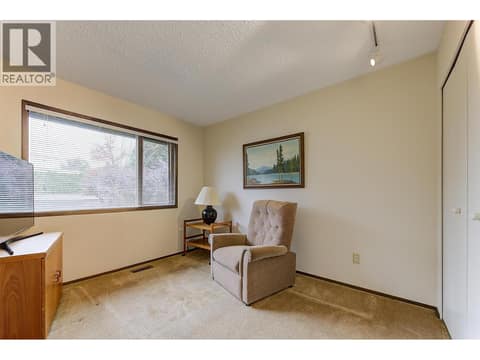 Photo 38 of 392 Valley Road N, North Glenmore, Kelowna
