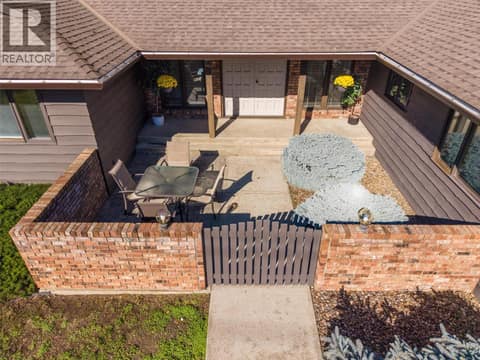 Photo 5 of 392 Valley Road N, North Glenmore, Kelowna