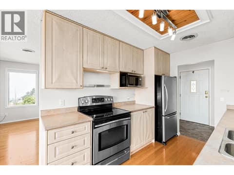 Photo 7 of 13890 Oyama Road, Lake Country East / Oyama