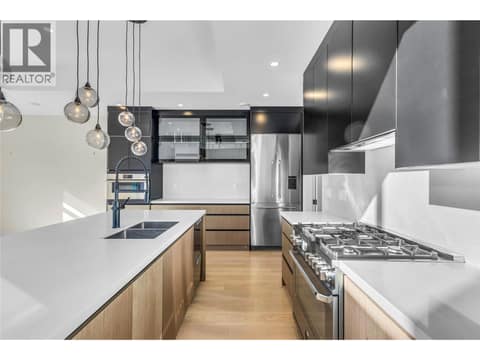 Photo 10 of 1579 Malbec Place, Lakeview Heights, West Kelowna