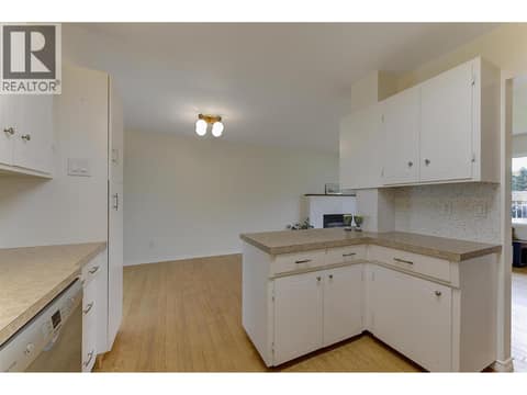 Photo 12 of 430 Perth Road, Rutland South, Kelowna