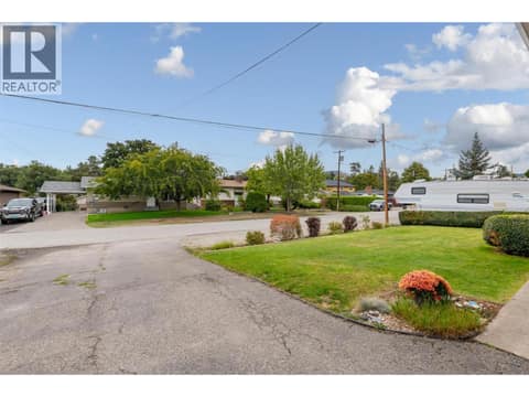 Photo 38 of 430 Perth Road, Rutland South, Kelowna