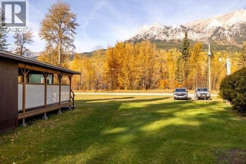 Photo 12 of 9882 Victoria Street, Fernie