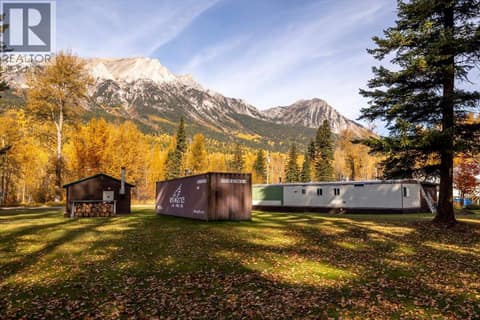 Photo 18 of 9882 Victoria Street, Fernie