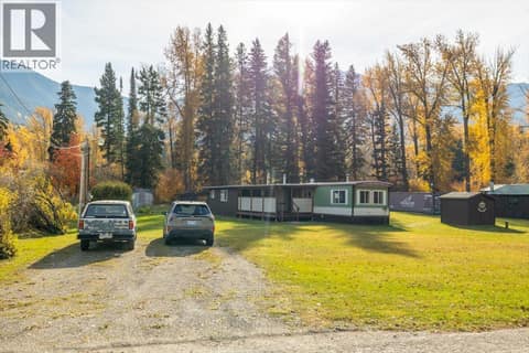 Photo 27 of 9882 Victoria Street, Fernie