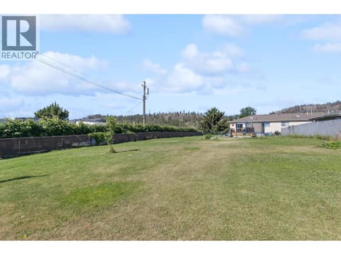Shared Green Space at 9159 Glenmore Road Unit# 8, Lake Country South West