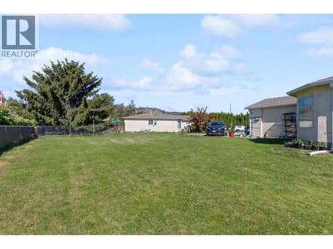 Shared Green Space at 9159 Glenmore Road Unit# 8, Lake Country South West