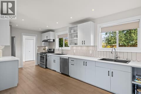 Photo 26 of 901 Ogden Road, Lakeview Heights, West Kelowna