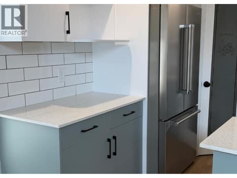 Photo 10 of 2620 Briarwood Avenue, Brocklehurst, Kamloops