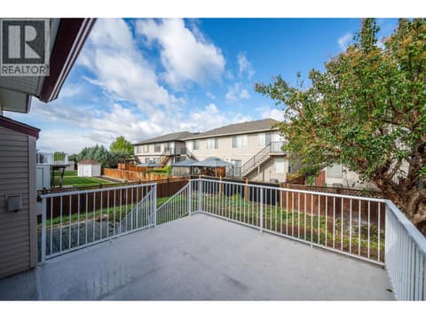 Photo 12 of 2620 Briarwood Avenue, Brocklehurst, Kamloops