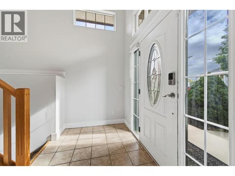 Photo 2 of 2620 Briarwood Avenue, Brocklehurst, Kamloops