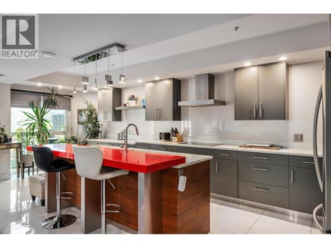 Kitchen Island at 1156 Sunset Drive Unit# 113, Kelowna North