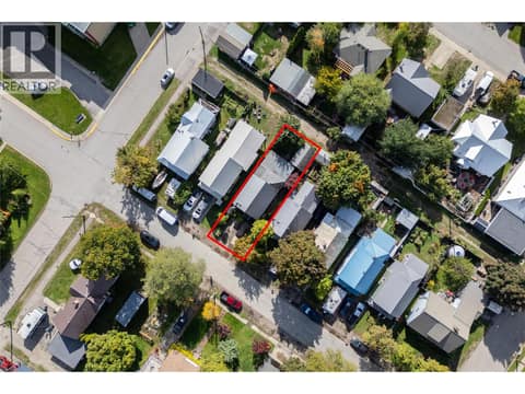 Photo 3 of 215 Sixth Street E, Revelstoke