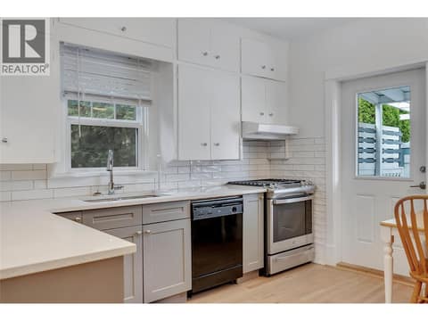 Photo 11 of 597 Eckhardt Avenue E, Main North, Penticton