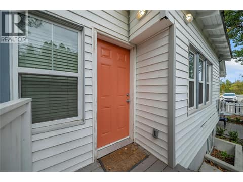 Photo 21 of 597 Eckhardt Avenue E, Main North, Penticton