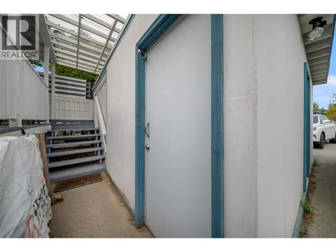 Photo 33 of 597 Eckhardt Avenue E, Main North, Penticton