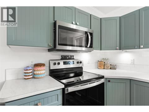 Photo 17 of 4701 Pleasant Valley Road Unit# 13, Harwood, Vernon