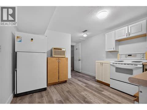 2nd kitchen on the lower level at 1420 Graham Road, Rutland South, Kelowna
