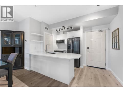 Photo 4 of 3550 Woodsdale Road Unit# 111, Lake Country East / Oyama