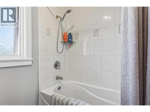 Photo 31 of 758 Fleming Drive, Aberdeen, Kamloops
