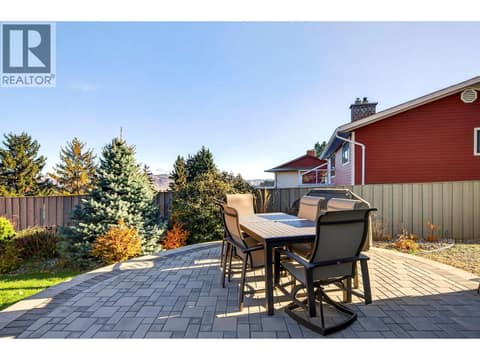 Photo 4 of 758 Fleming Drive, Aberdeen, Kamloops