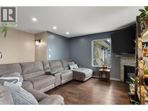 Photo 9 of 895A GEORGEANN Road, Westsyde, Kamloops