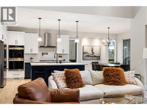 Photo 12 of 125 Diamond Way, Predator Ridge, Vernon