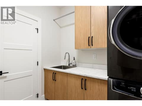 Photo 35 of 125 Diamond Way, Predator Ridge, Vernon