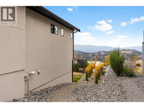 Photo 51 of 125 Diamond Way, Predator Ridge, Vernon
