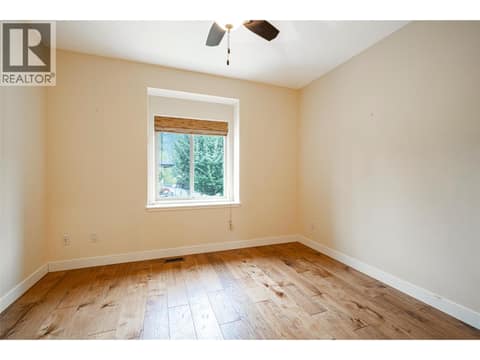 Photo 33 of 2444 York Avenue Unit# 32, Armstrong/ Spall.