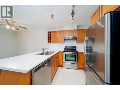 Photo 2 of 1099 Sunset Drive Unit# 224, Kelowna North