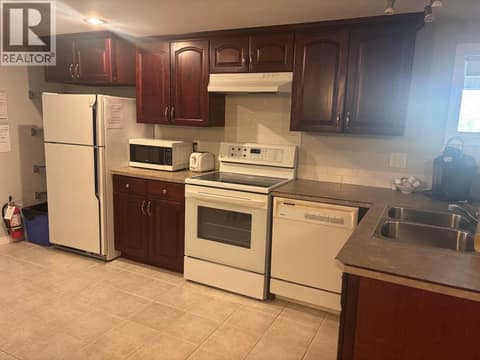 Photo 20 of 725 Ross Avenue, Columbia/Duncan, Penticton