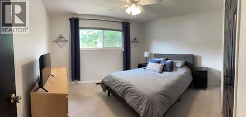 Photo 9 of 725 Ross Avenue, Columbia/Duncan, Penticton