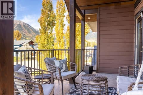 Photo 15 of 10 Silver Ridge Way, Fernie