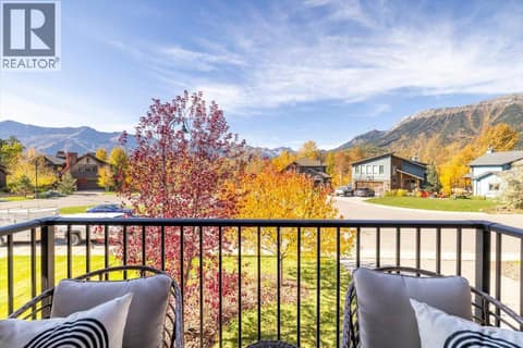 Photo 16 of 10 Silver Ridge Way, Fernie