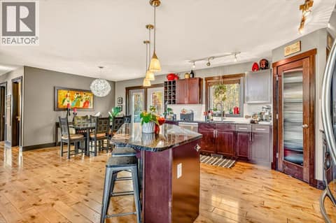Photo 27 of 10 Silver Ridge Way, Fernie