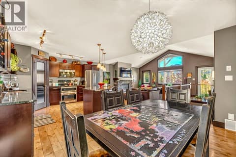 Photo 33 of 10 Silver Ridge Way, Fernie