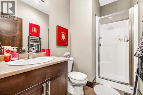 Photo 63 of 10 Silver Ridge Way, Fernie