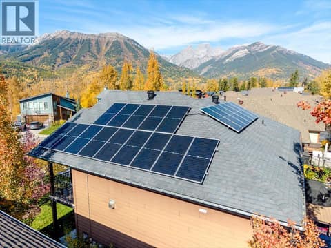 Photo 85 of 10 Silver Ridge Way, Fernie