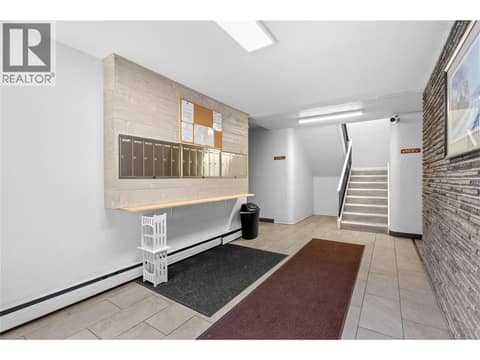 Photo 3 of 909 Fairview Road, Main North, Penticton