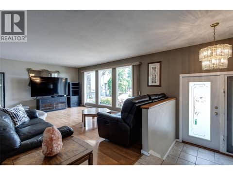 Photo 14 of 840 Liban Court, Glenmore, Kelowna