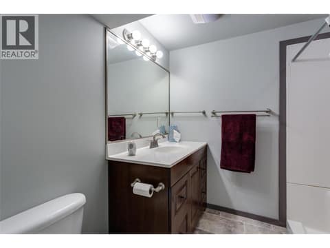 Photo 38 of 840 Liban Court, Glenmore, Kelowna